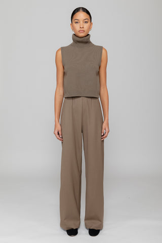 Zoe Sleeveless Turtleneck